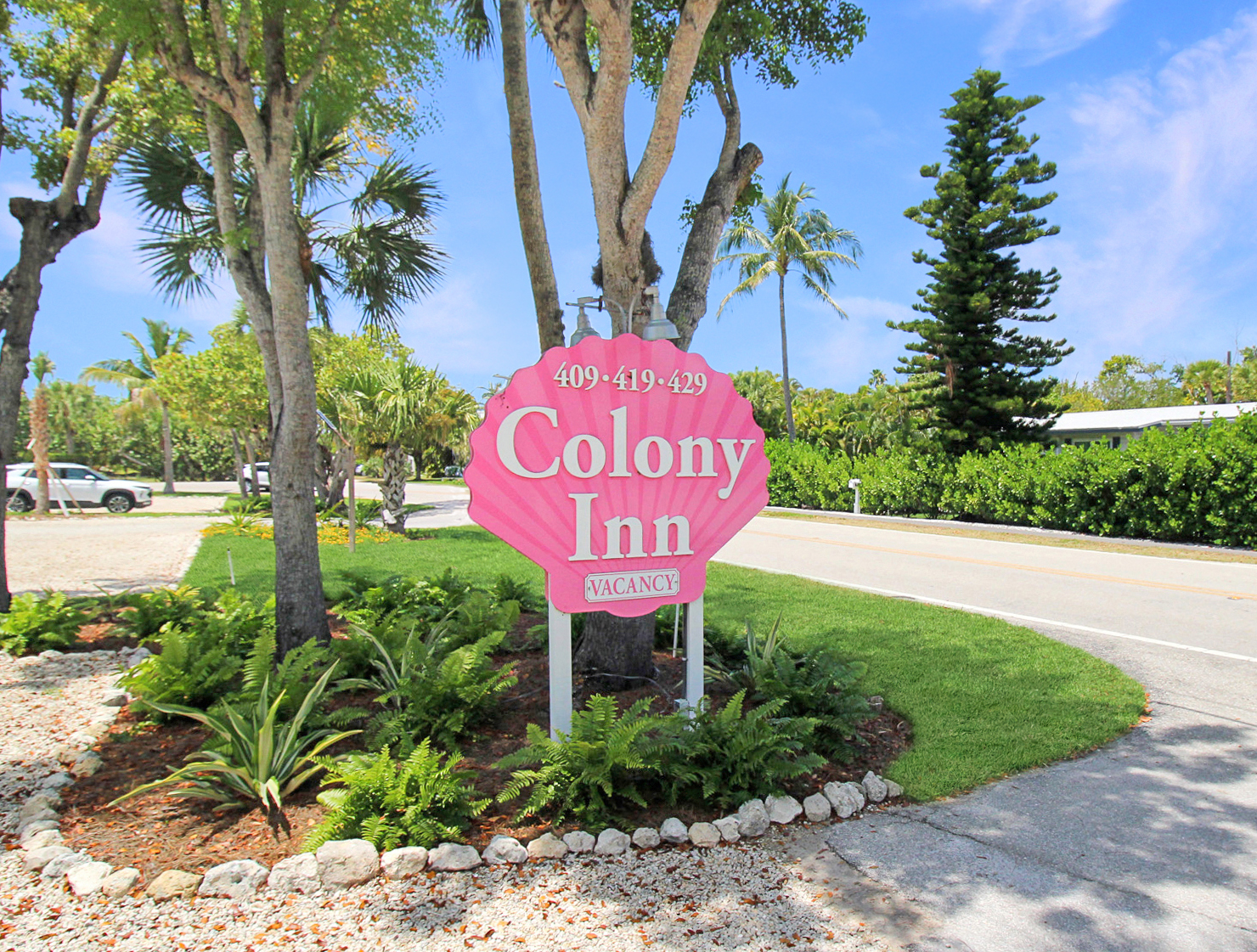 Colony Inn Sign on Sanibel Island, FL